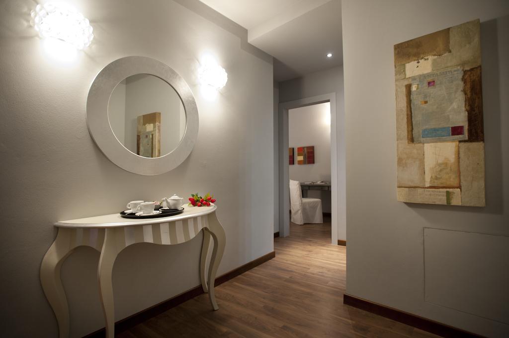 Vinoteca La Sacrestia Bed & Breakfast Alba  Room photo